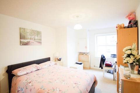 1 bedroom apartment for sale, Henry Bird Way, Southbridge, Northampton, NN4 8GL