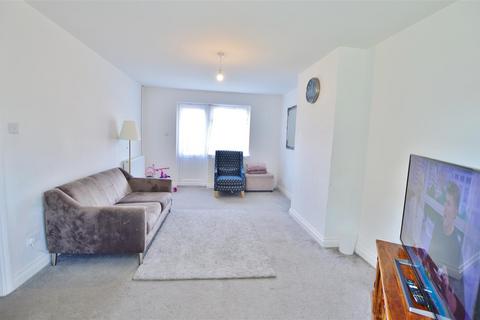 3 bedroom terraced house to rent, Home Meadow, Farnham Royal, Slough