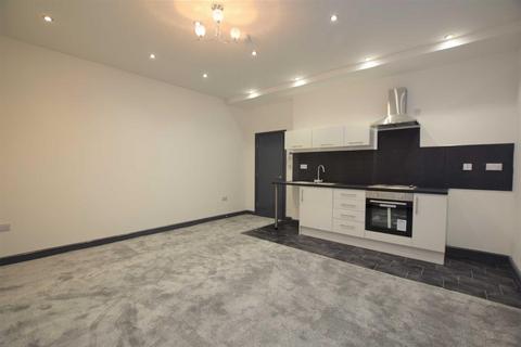 1 bedroom flat to rent, 161 Mossley Road, Ashton-Under-Lyne OL6