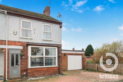 3 bedroom semi-detached house for sale, Smith Avenue, King's Lynn