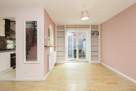 9 Mallard Path, London, SE28 0EU