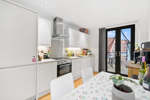 2 bedroom penthouse for sale, Hackney Road,Shoreditch, E2