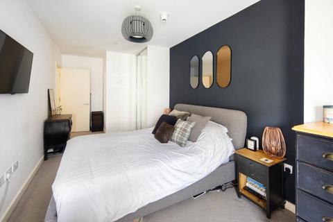 2 bedroom flat for sale, Regalia Point, 30 Palmers Road, Bethnal Green, London, E2