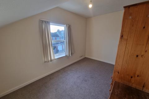 Studio to rent, Macdonald Road, Cromer NR27