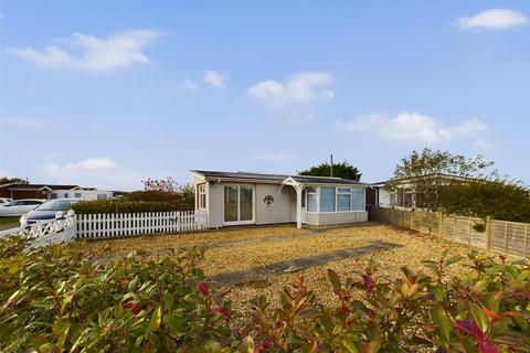 2 bedroom detached bungalow for sale, Grace Crescent, Anderby Creek PE24