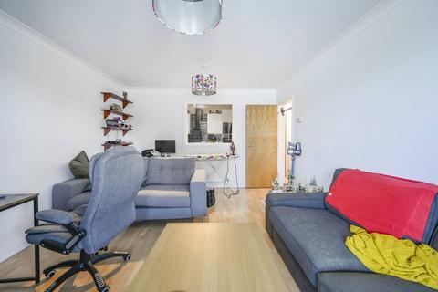 2 bedroom flat for sale, Ensign Street, Tower Hill, London, E1