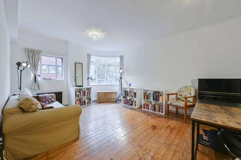 1 bedroom flat for sale, University Street, Bloomsbury, London, WC1E