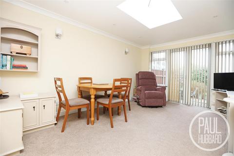 3 bedroom semi-detached bungalow for sale, Clarkson Road, Lowestoft, NR32