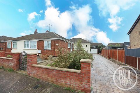 3 bedroom semi-detached bungalow for sale, Clarkson Road, Lowestoft, NR32