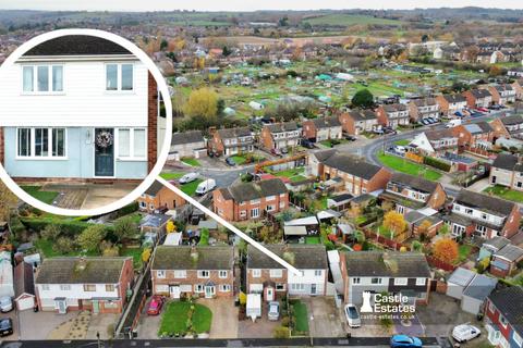 3 bedroom semi-detached house for sale, Lincoln Close, Stapleford, NG9 8HY