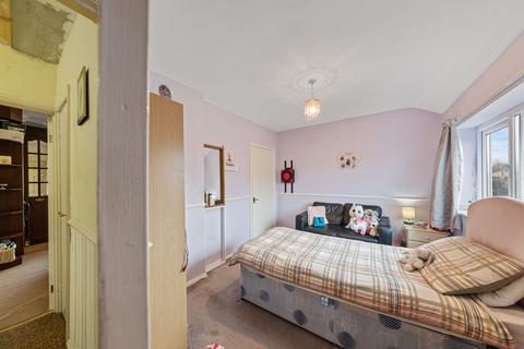56 Derek Avenue, Warrington, WA2 0ET