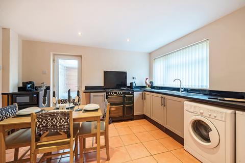 3 bedroom detached house for sale, Shrubbery Road, Drakes Broughton WR10