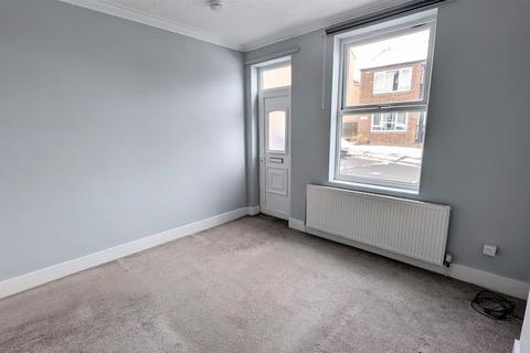 3 bedroom end of terrace house to rent, Vernon Terrace, Crosspool, Sheffield