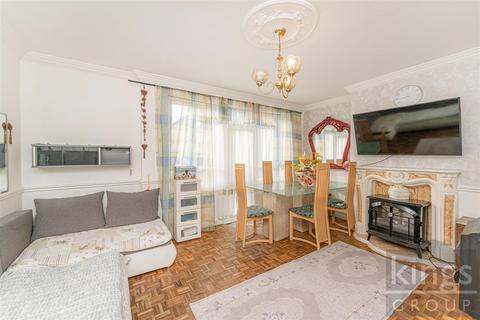 3 bedroom flat for sale, Mayfield Crescent, Edmonton, N9