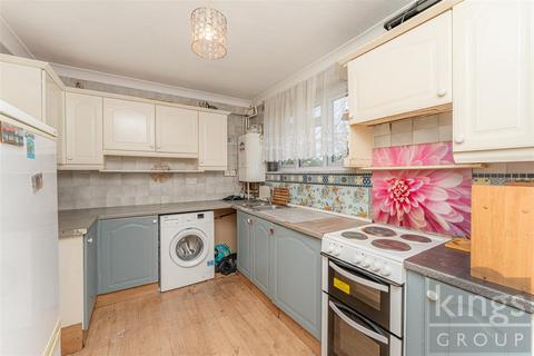 3 bedroom flat for sale, Mayfield Crescent, Edmonton, N9