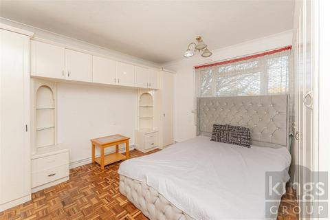 100 Mayfield Crescent, London, N9 7NJ