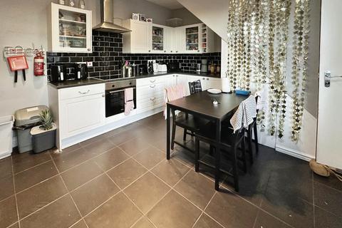 5 bedroom end of terrace house for sale, Daisy Bank Road, Manchester, Greater Manchester, M14