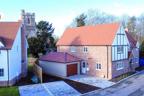 4 bedroom detached house for sale, Tamarisk Close, Kirby le Soken