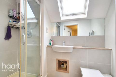 29 Martin Drive, Stone, Dartford, DA2 6BF