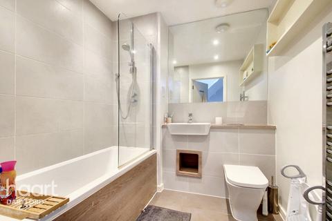 29 Martin Drive, Stone, Dartford, DA2 6BF