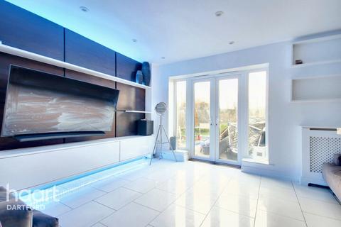 29 Martin Drive, Stone, Dartford, DA2 6BF