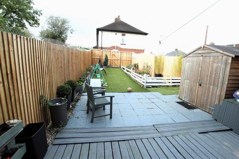 132 Middleton Road, Morley, Leeds, LS27 8DH