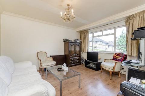 1 bedroom flat for sale, Connell Crescent, London, W5