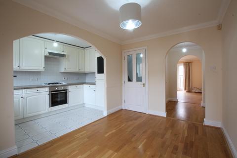 4 bedroom terraced house to rent, Howgate Road, East Sheen, London