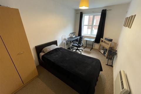 2 bedroom flat for sale, Norton St, Leicester