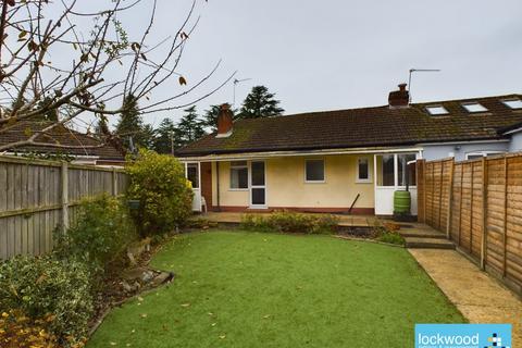 2 bedroom bungalow to rent, Wilson Road, Englefield Green