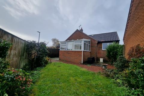 2 bedroom bungalow to rent, Manor Close, Aylsham NR11