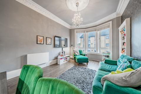 2 bedroom flat for sale, Kilmarnock Road, Flat 3/2, Shawlands, Glasgow, G43 2XS