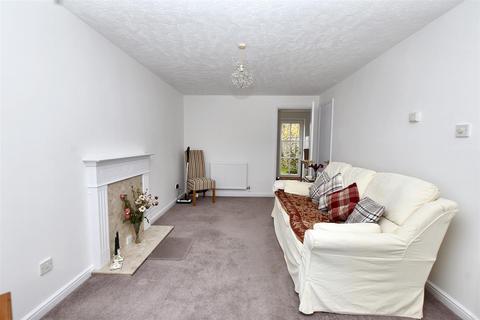 2 bedroom terraced house for sale, Beechfield Close, Stone Cross, Pevensey