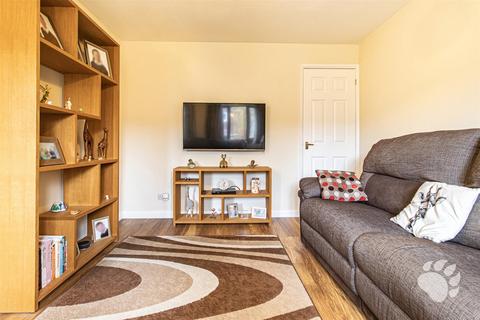 3 bedroom terraced house for sale, Bourne Close, Laindon SS15