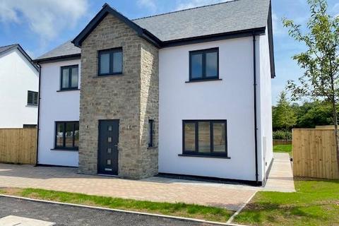 4 bedroom detached house for sale, Clos Hugdon, Laugharne,