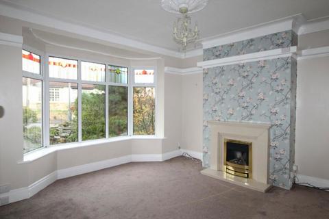 3 bedroom semi-detached house for sale, Hinchliffe Avenue, Baildon, Shipley, West Yorkshire, BD17 6QY