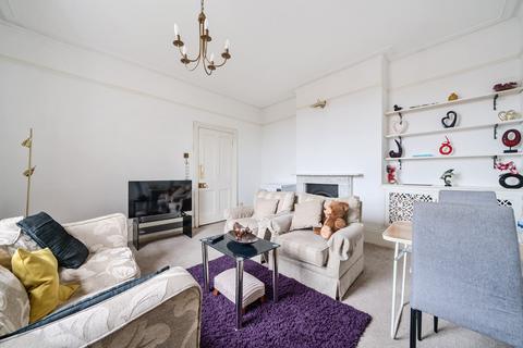 1 bedroom flat for sale, Gosport Road, Hampshire PO16