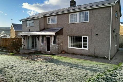 6 bedroom house to rent, Highfield Close, Tonteg Pontypridd