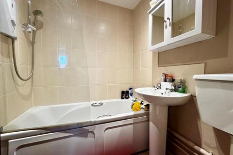 1 bedroom apartment for sale, Spruce Avenue, Waterlooville