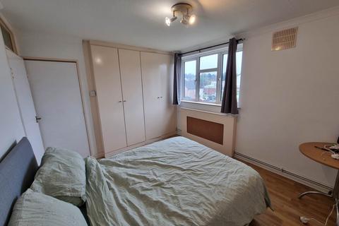 2 bedroom flat for sale, Aston Way, Potters Bar