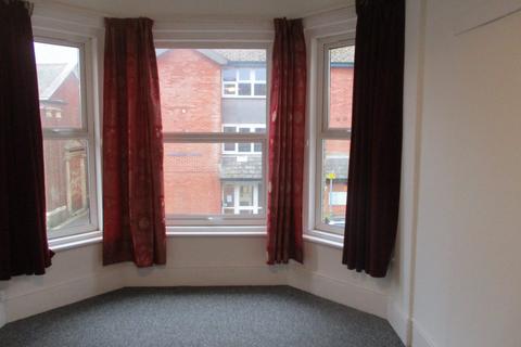 Studio to rent, Imperial Road, Exmouth