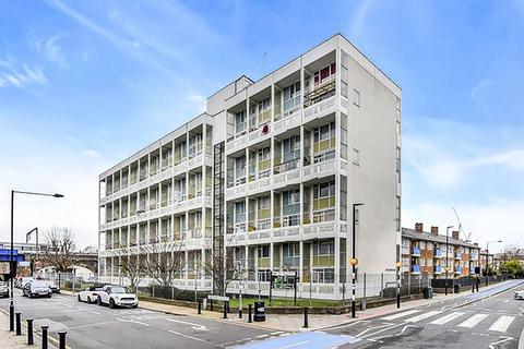 2 bedroom flat for sale, Barnardo Street, London E1