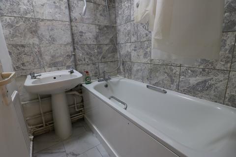 49 Barnardo Gardens, London, E1 0LW