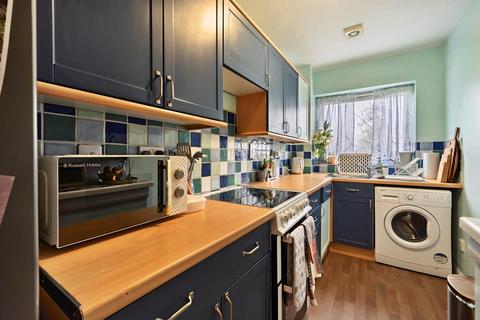 1 bedroom flat for sale, Hemel Hempstead,  Hertfordshire,  HP3