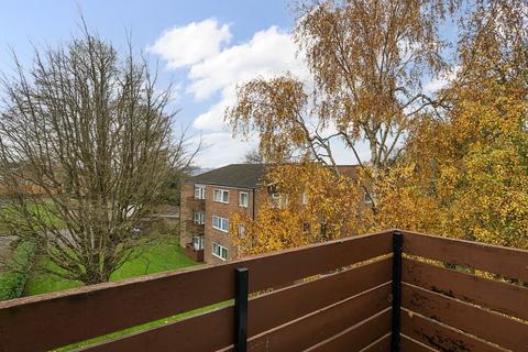 1 bedroom flat for sale, Hemel Hempstead,  Hertfordshire,  HP3