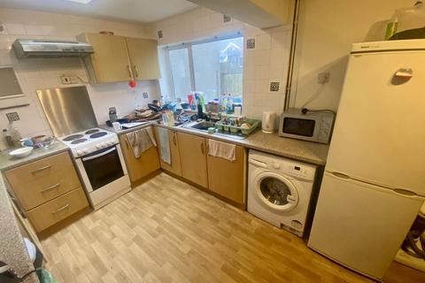 3 bedroom house to rent, Rodney Street, Sandfields, , Swansea