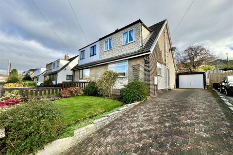 3 bedroom semi-detached house for sale, Bar Avenue, Mapplewell, Barnsley