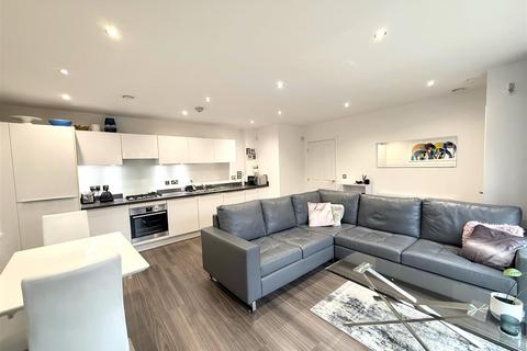 1 bedroom apartment to rent, Bunns Lane, Mill Hill, NW7