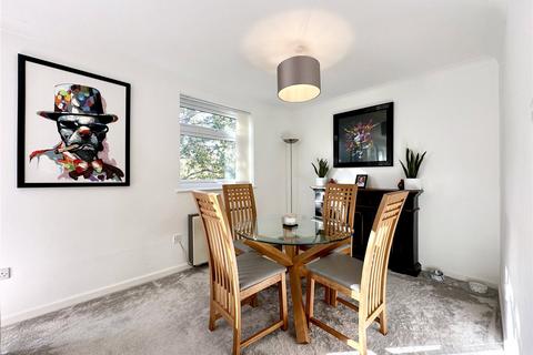 2 bedroom apartment for sale, St. Georges Close, Christchurch BH23