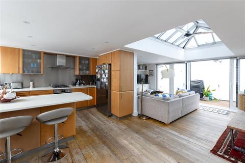 3 bedroom end of terrace house for sale, Ledbury Mews North, London, W11